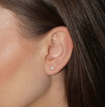 Flower Single Motive 3 Leaf Stud Earrings